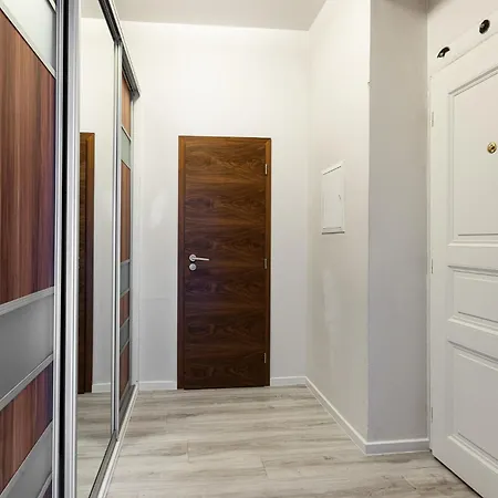 Big 2bds - Belgicka Apartment